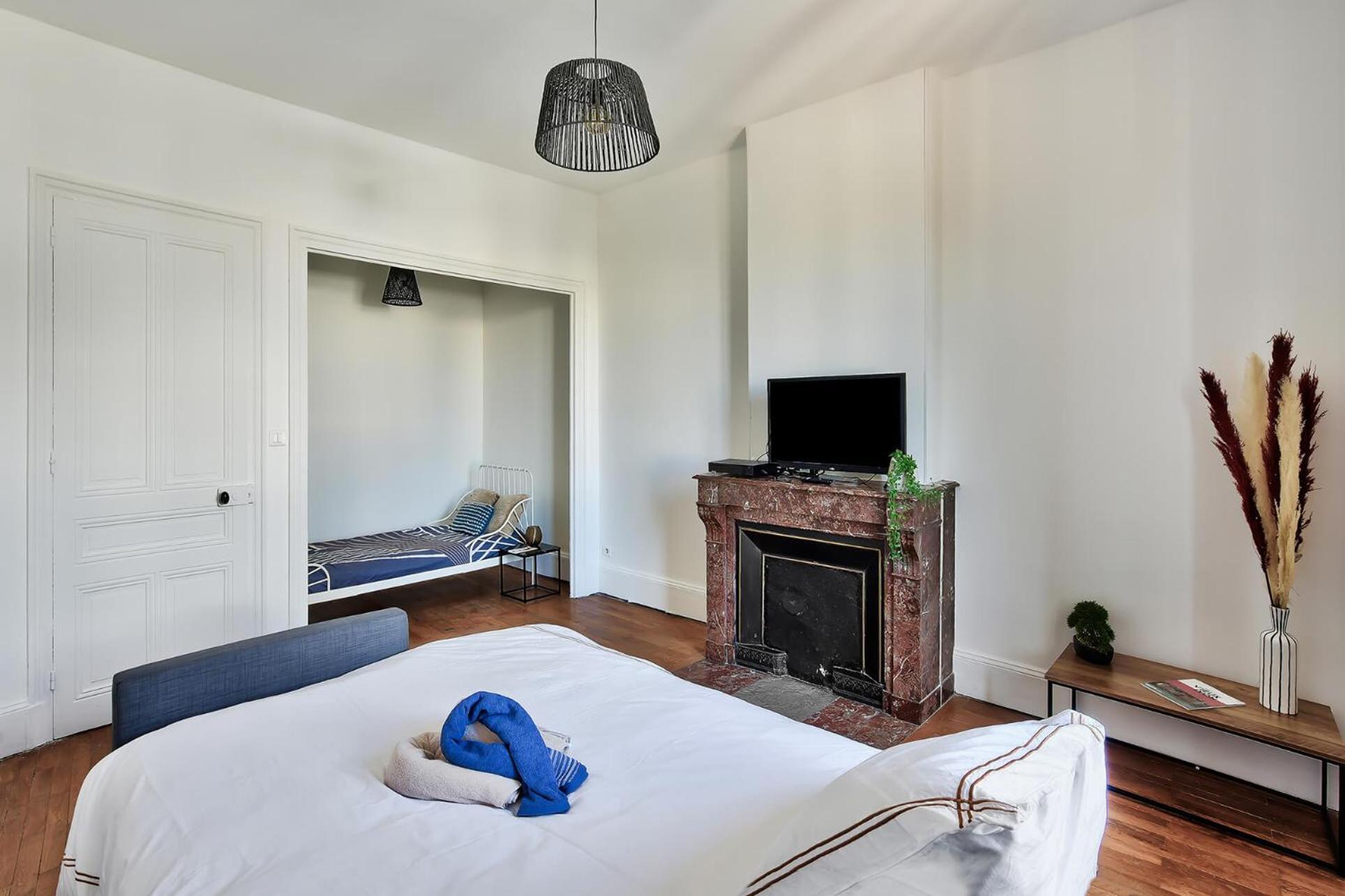 L'Oasis Urbaine - Spacieux Et Elegant Pour 5 Pers Saint-Fons Экстерьер фото